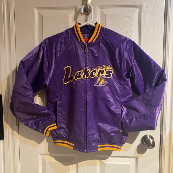 LA LAKERS Basketball Jacket & Crop Tank Top (2 items) - Picture 3 of 12